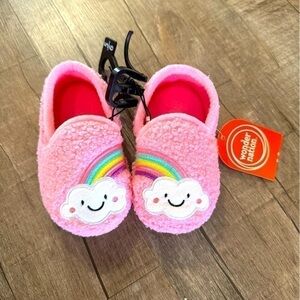 NWT‎ Toddler Rainbow Slipper